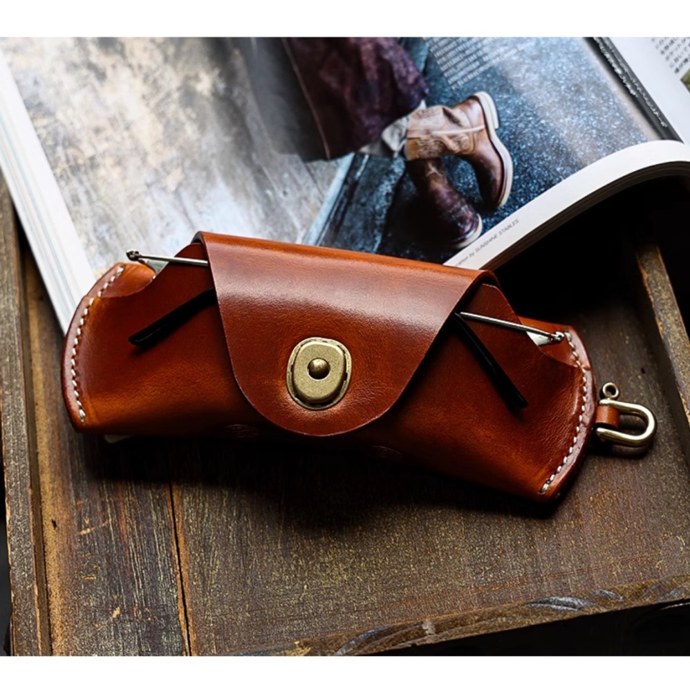 Leather glasses case