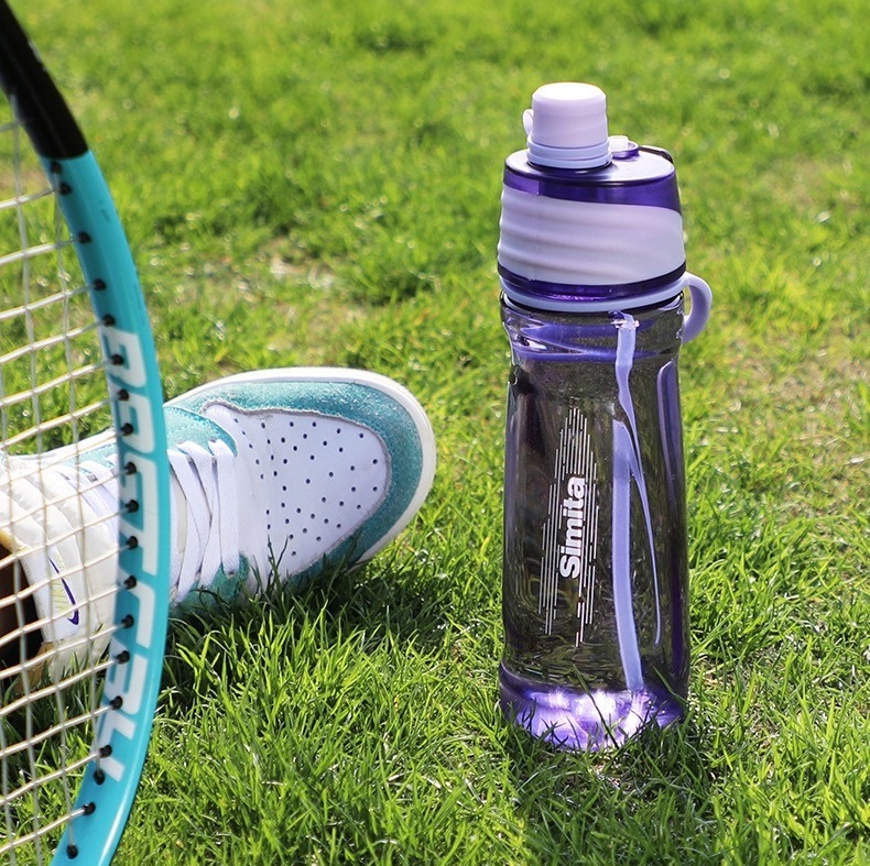 Auto-spraying outdoor tritan bottle