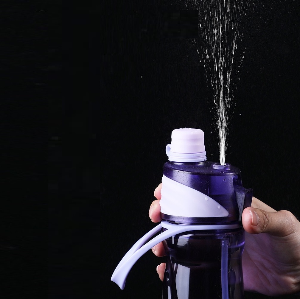 Auto-spraying outdoor tritan bottle