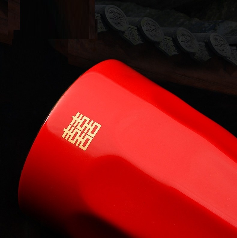 Porcelain mug