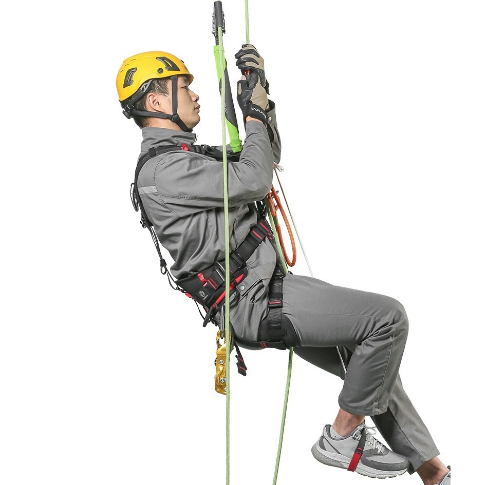 Outdoor seat belt