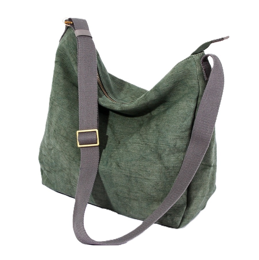 Leisure canvas bag