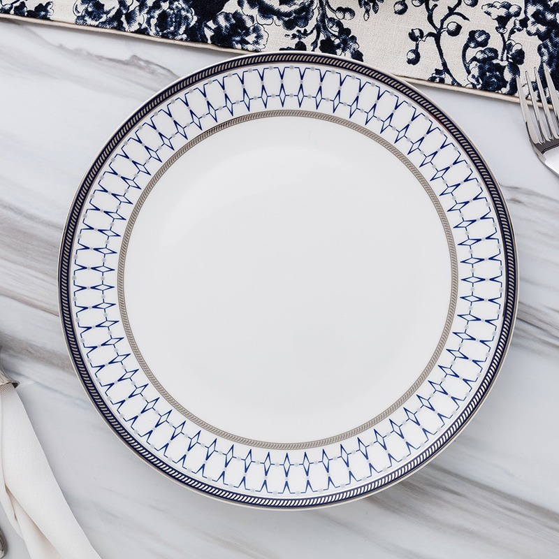 Ceramic dinner plate
