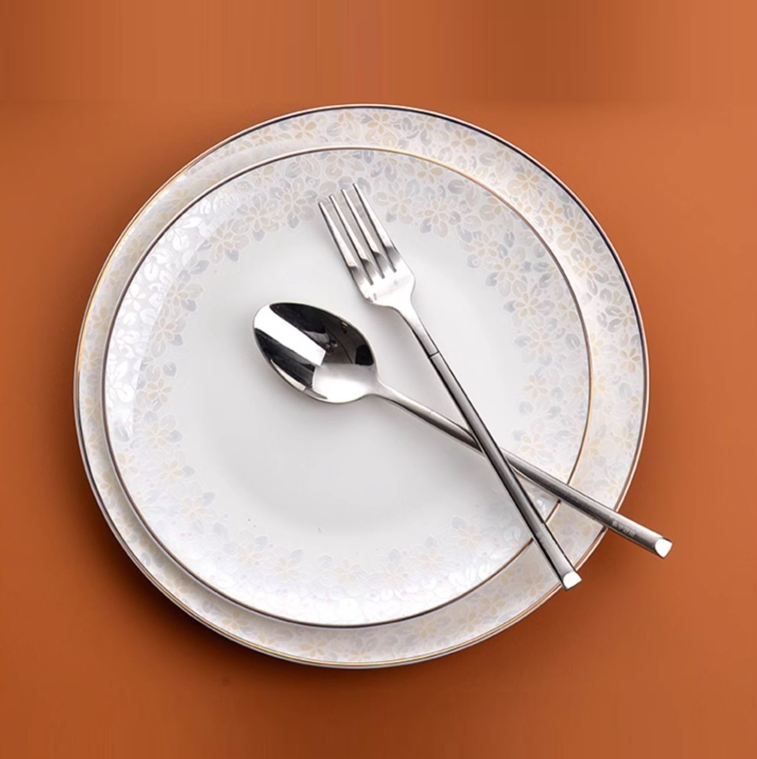 Luxury dinner plate