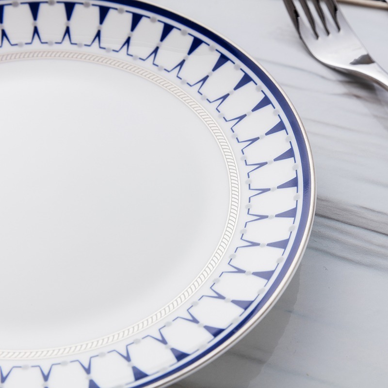 Ceramic dinner plate