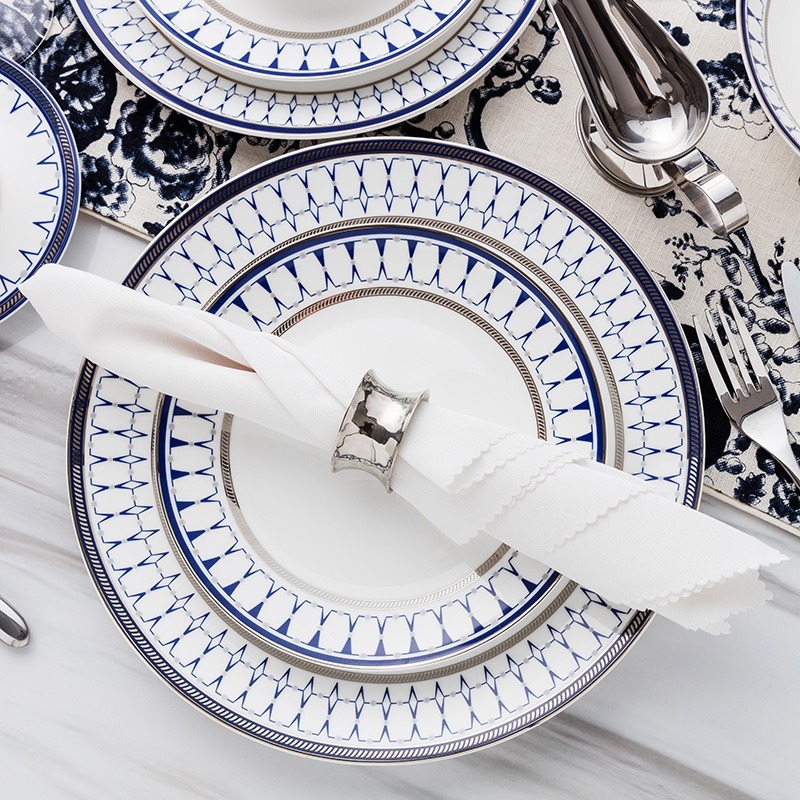 Ceramic dinner plate