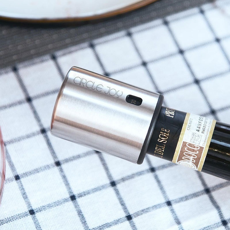 Memory wine vacuum stopper