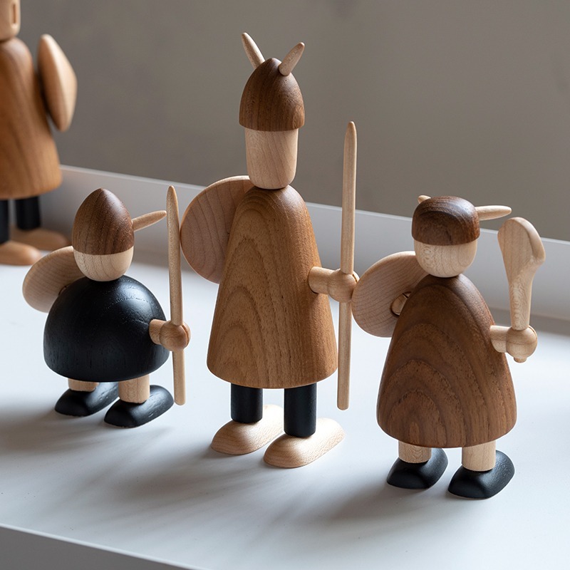 Creative wood ornament Virgin