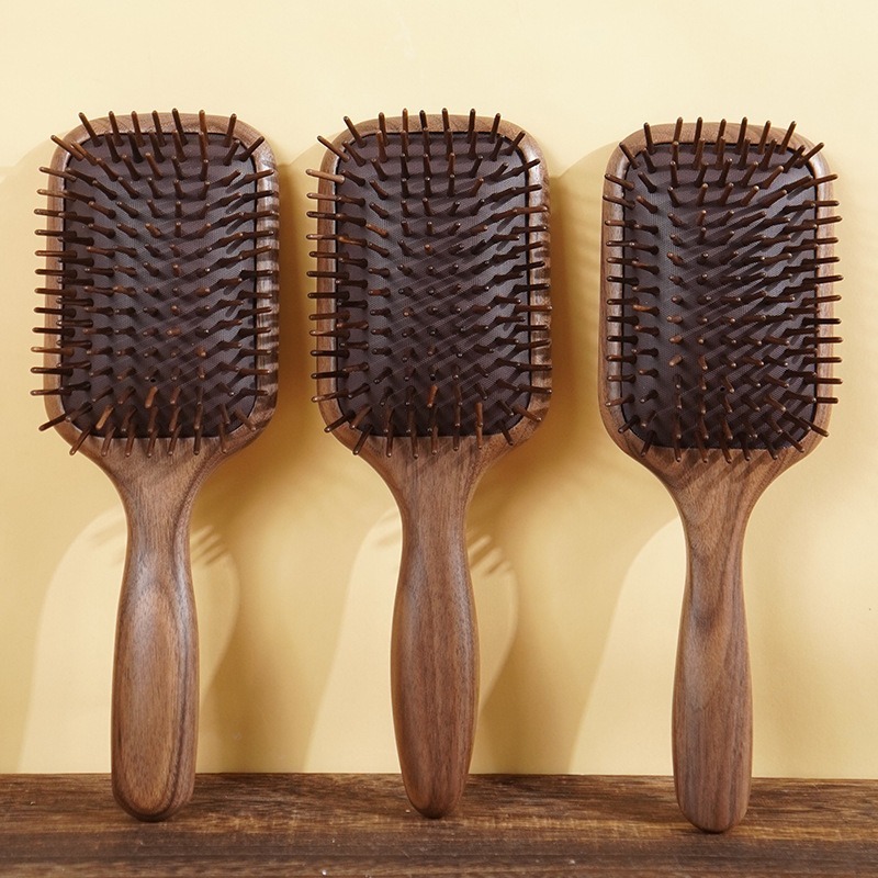 Air cushion hair brush