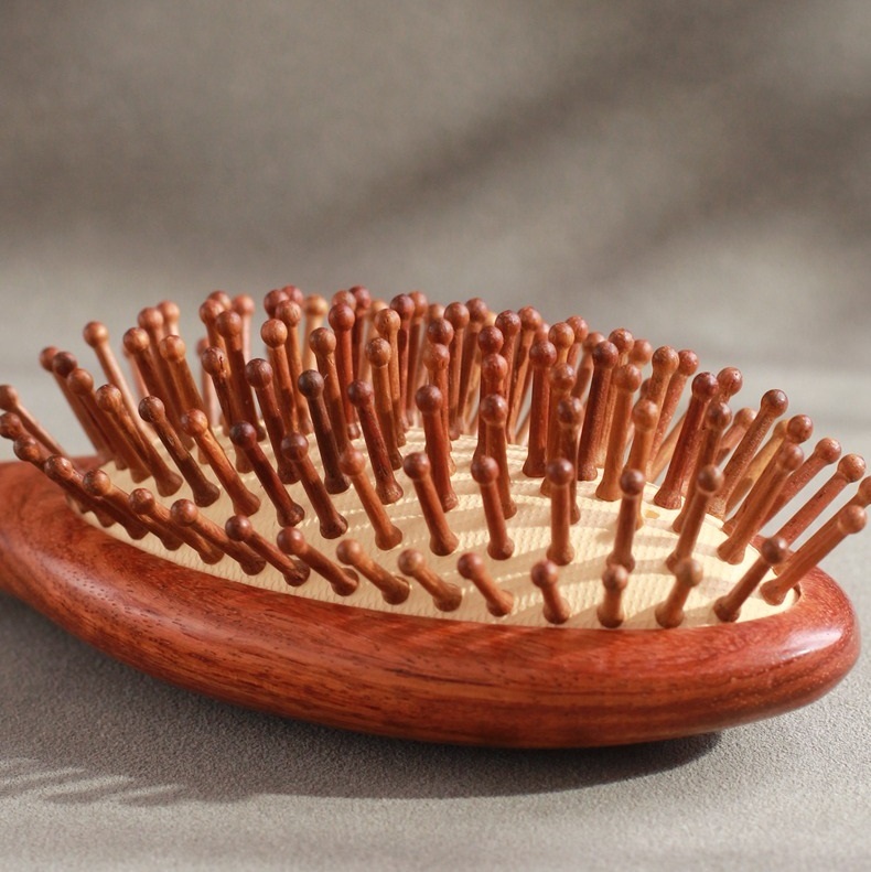 Hair massage brush