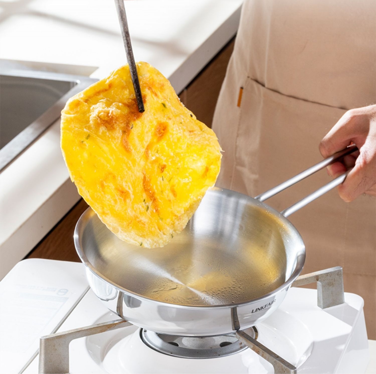 Outdoor travel cooking pot