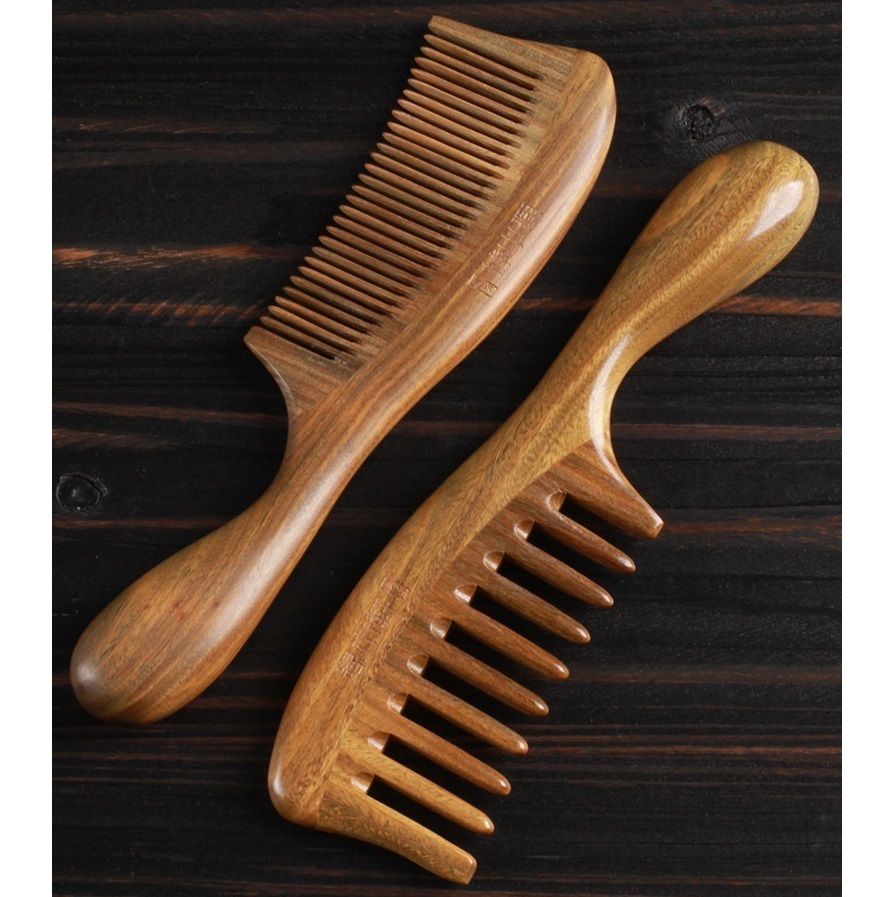 Smooth hair brush