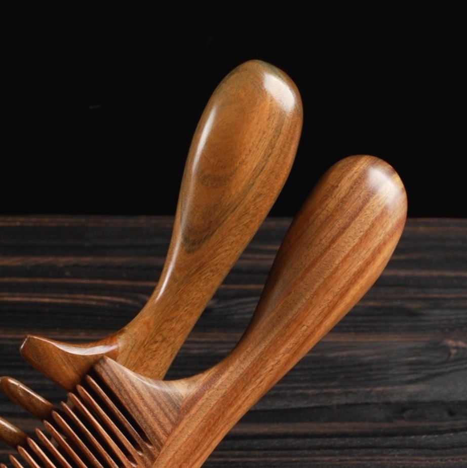 Smooth hair brush