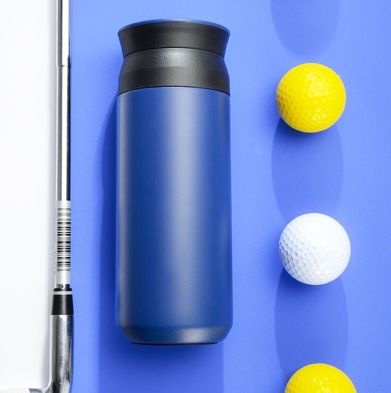 Vacuum insulated bottle