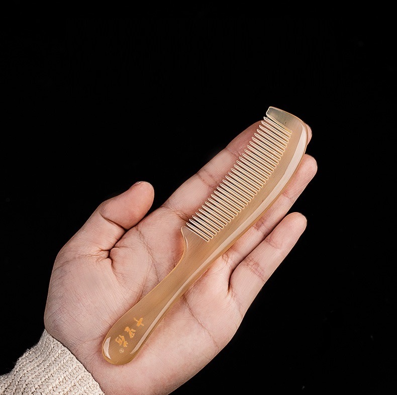 Blood cyculation hair brush