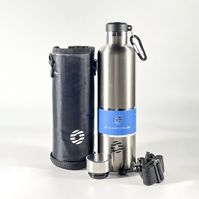 Vacuum insulated outdoor bottle