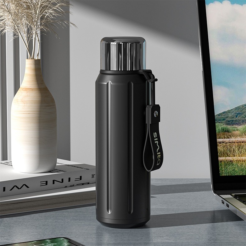 Travel insulated bottle