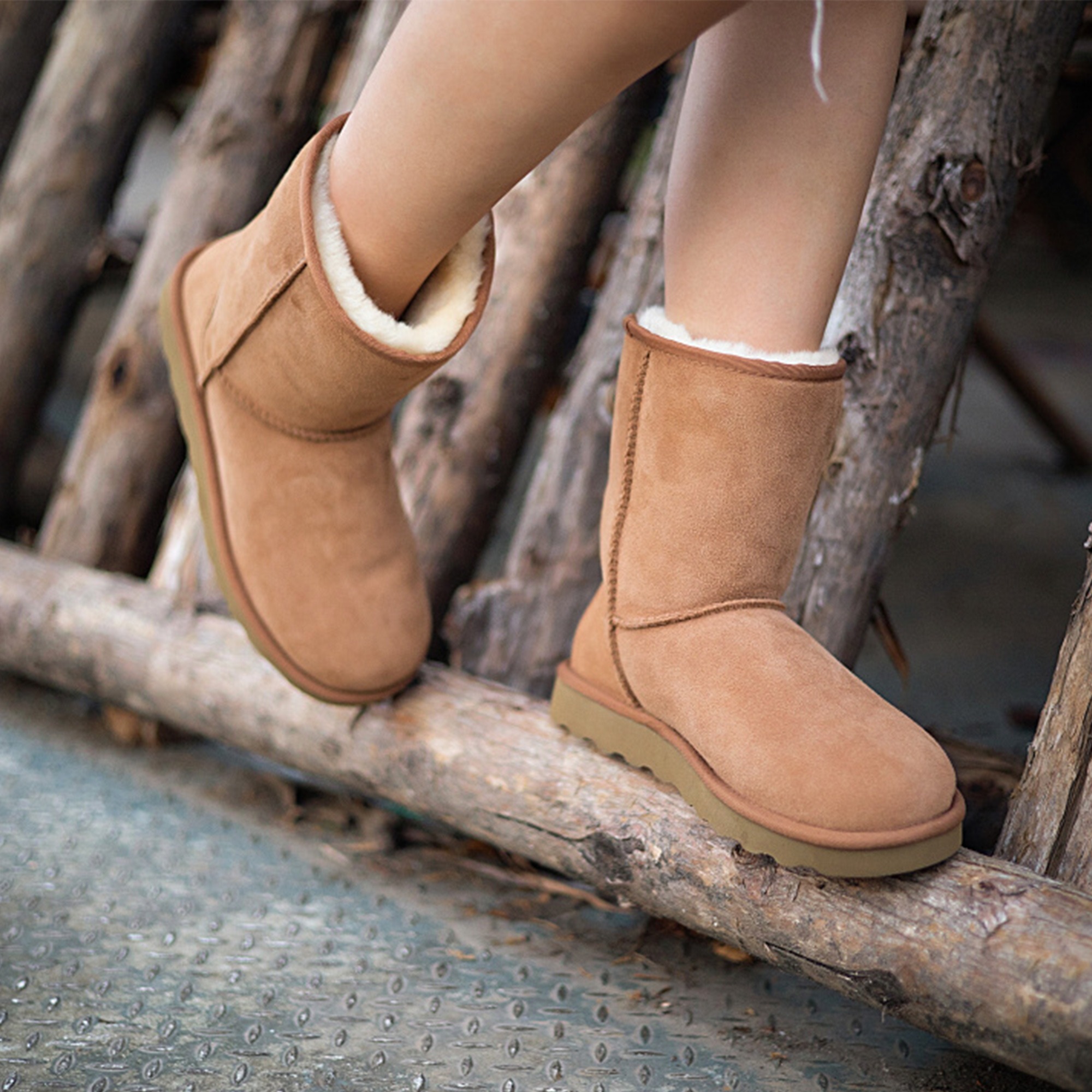 Mid carf suede snow boots