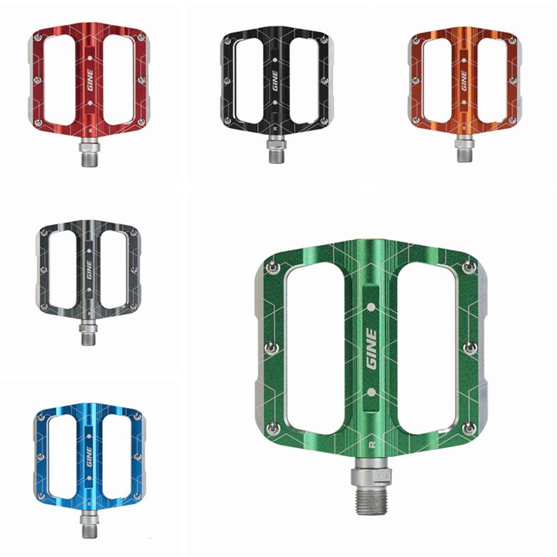 Universal deals bike pedals