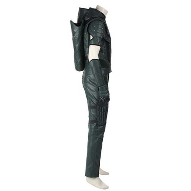 Green Arrow Season 4 Oliver Queen (With Boots)