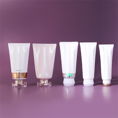 Unique Luxury PE Soft Squeezable Round Plastic Container 120ml Body Cream Cosmetic Tube