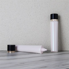 35ml Wholesale Cosmetic Tubes White PE Plastic Long Nozzle Container Round Packaging Make Up Tube