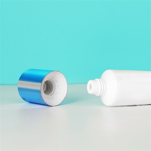 Custom Logo Cleaner Sample Tube Plastic Cap Packaging 40ml Hand Cream Eye Cosmetic Tubes Container