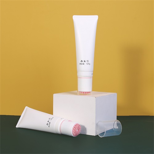 120ml LDPE Acid Face Cleanser Cosmetic Empty Tube With Electric Vibrating Brush Applicator Cutom Tubes