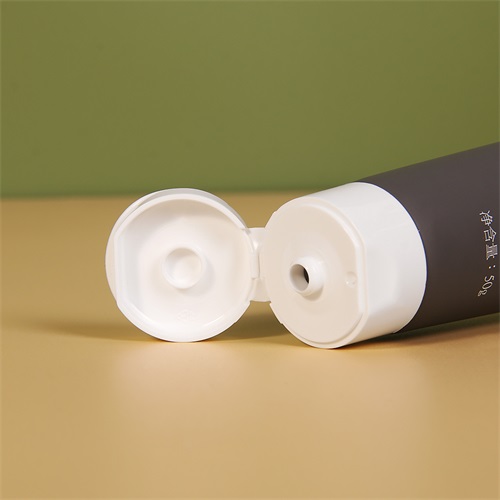 50ml Black Matte Skincare Lotion Tube D30mm With Flip Cap For Facial Cleanser Cream