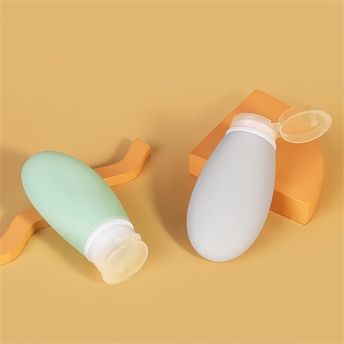 Wholesale Portable Silicone Plastic Shampoo Bottle Travel Size Toiletries Container with Flip Cap 100ml