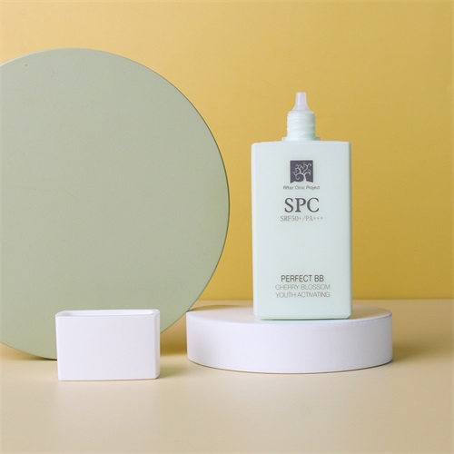 Factory Supply 2oz Soft Touch Square Shaped Plastic Sunscreen Bottle 60ml Sunblock foundation Bottle