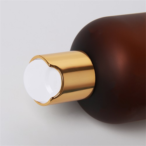 500ml Amber Boston Round Frosted Plastic Cosmetic Serum Lotion Bottle With Gold Disc Cap