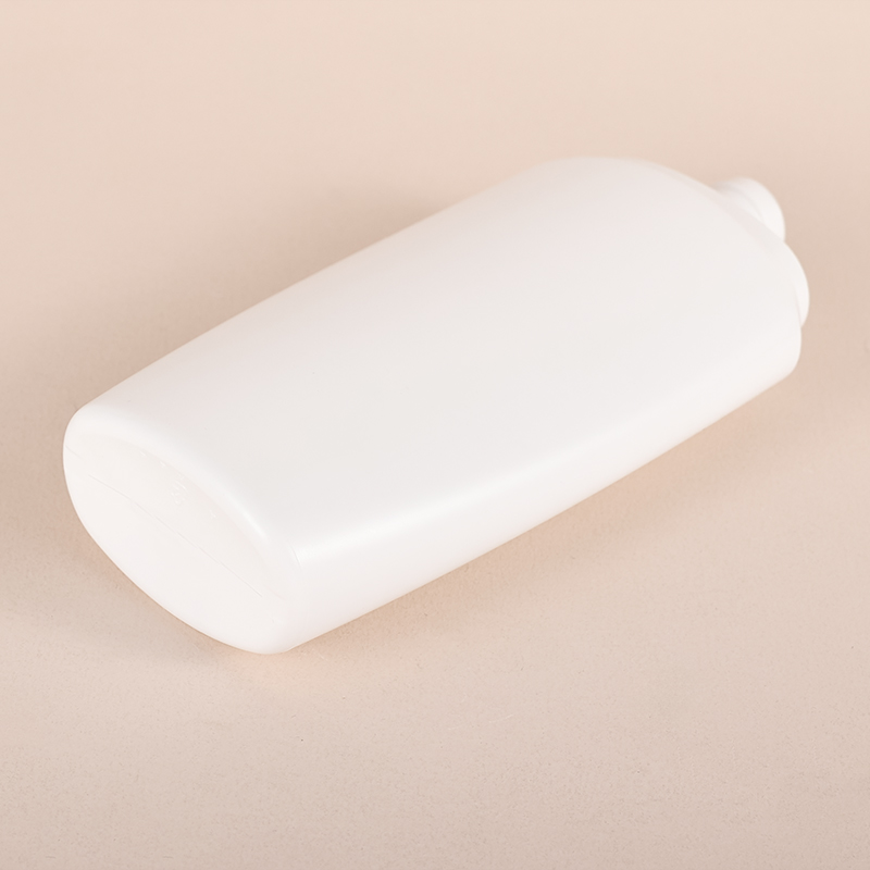 OEM 200ml flat plastic bottle HDPE shampoo bottles flip cap