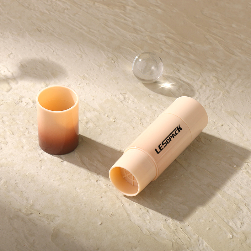OEM Plastic Foundation Concealer Tube Sponge Applicator Empty Cosmetic Container