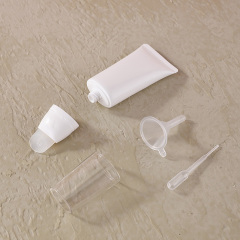 Ready to ship 30ml white glossy cosmetic tube silicone applicator skincare dispenser container