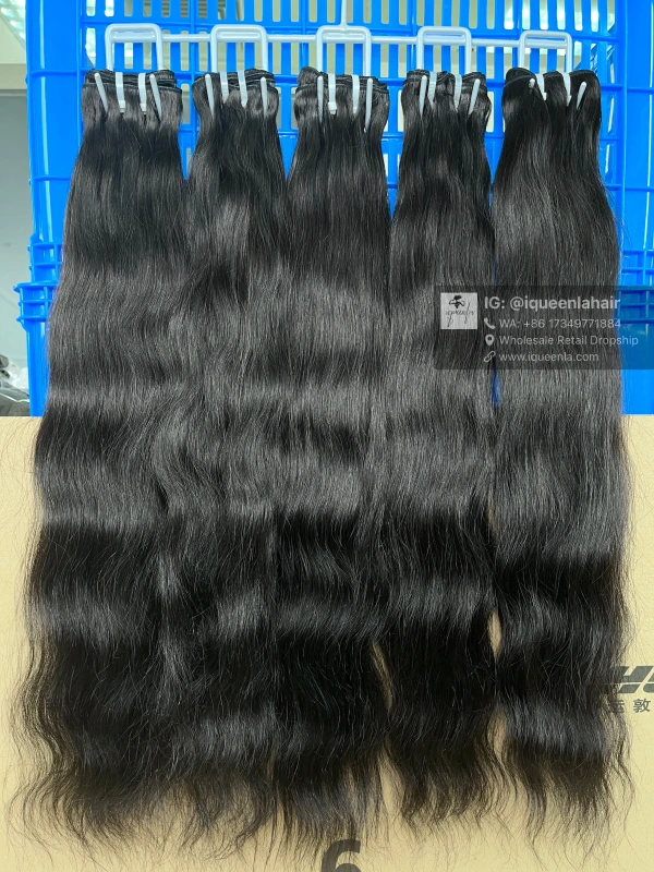 iqueenla Indian Wavy Raw Hair 3 Bundles with 5x5 Transparent Lace Closure