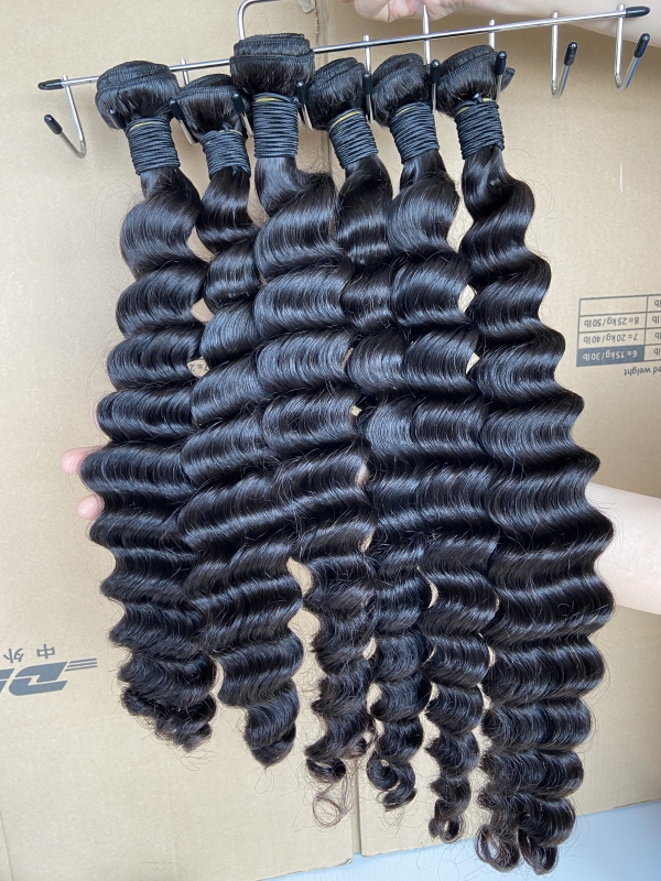 iqueenla Loose Deep 12A Mink Hair 3 Bundles with 13x4 HD Lace Frontal