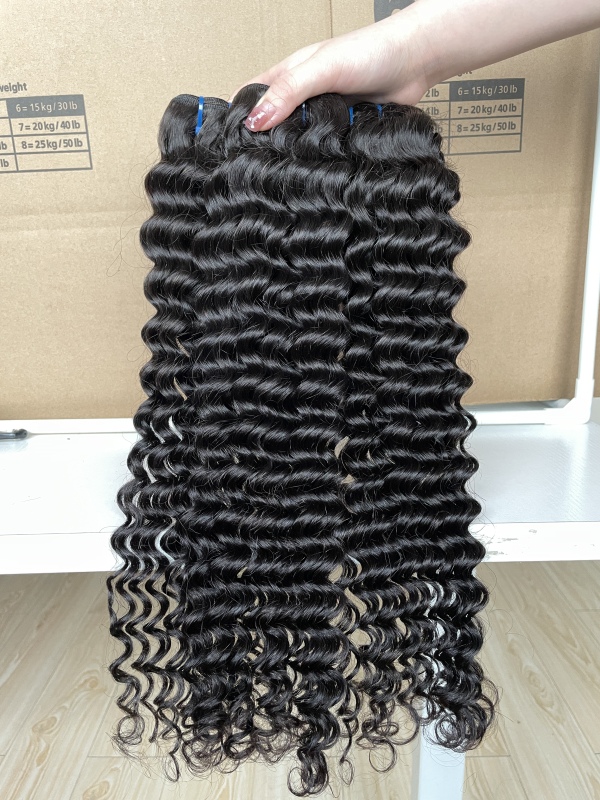 iqueenla 15A Deep Wave Virgin Hair 3 Bundles with 5x5 HD Lace Closure