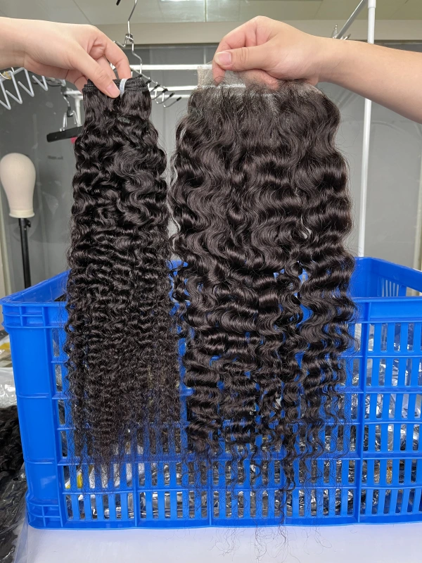iqueenla 3 Bundles with Indian Curly 6x6 HD And Transparent Lace Closure