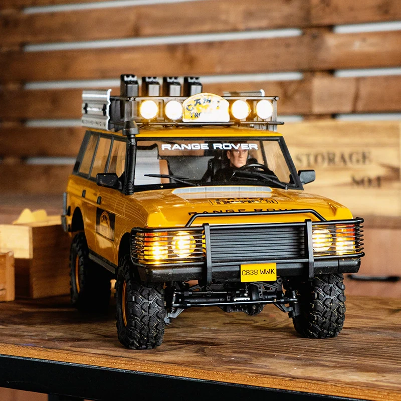 FMS FCX10 1/10 Land Rover Camel Trophy Edition RS Version 4WD Off