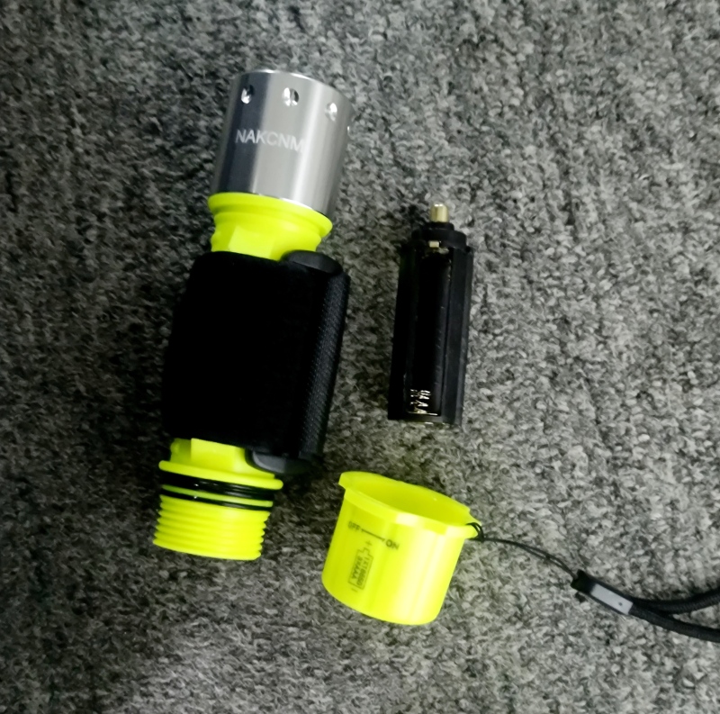 NAKCNM Diving Flashlight Under Water 80ft