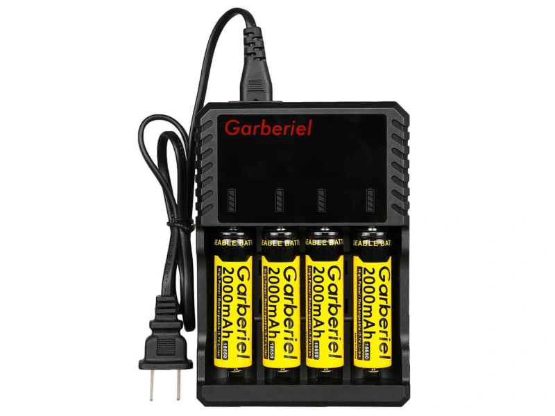 Garberiel 4 PC 2000mAh 18650 Rechargeable Li-ion Battery with 4-Slots 18650 Battery Charger