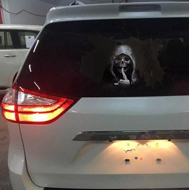 Skull Sticker M1483