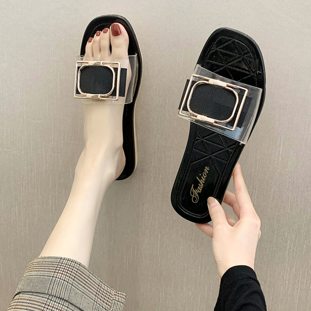 ဒီဇိုင်းလေးလှ စီးလို့လည်းကောင်းတဲ့ Girl Slipper M399