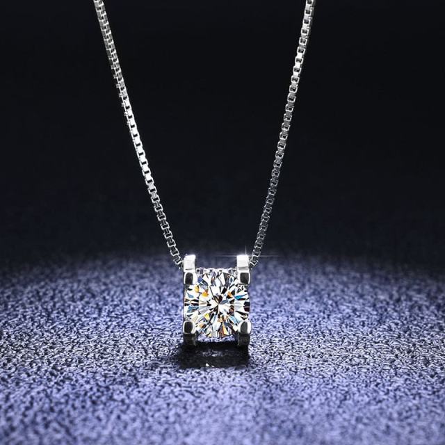 MJ04027 (18k White Gold Plated Diamond Necklace )