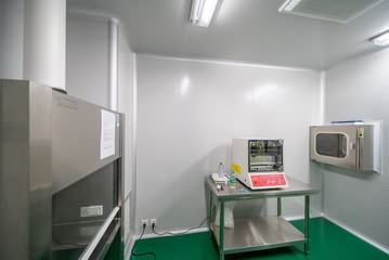 Laboratory and Facilities 7