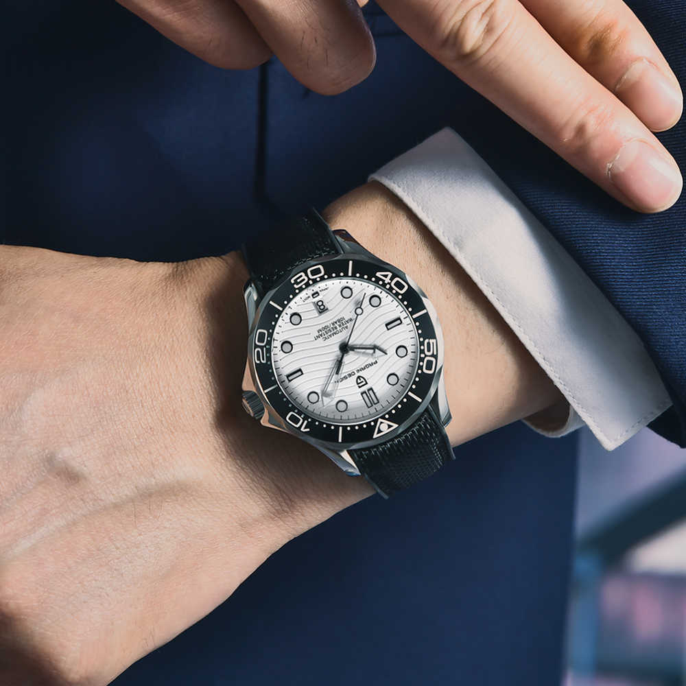 PAGANI DESIGN New Men's Automatic Watches Seamaster Homage with Waves Seiko NH35A Movement Ceramic Bezel Rubber Strap 1685