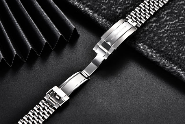 PAGANI DESIGN Original Stainless Steel Bracelet with Delpoyment Clasp, Fold-Over Clasp