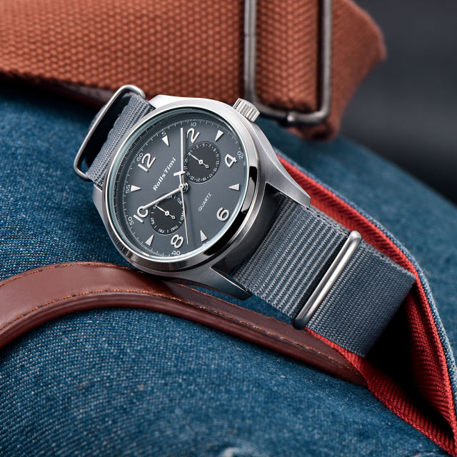 RollsTimi Tonneau Montre à Quartz Rétro Classique Rectangulaire Inoxydable D%c3%a9contract%c3%a9