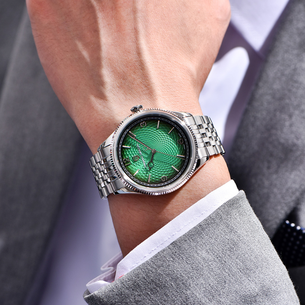 PAGANI DESIGN PD-1828 Minimalist Men's Watch Stainless Steel Causal Quartz Watch for Men, Synthetic Sapphire Dial Glass